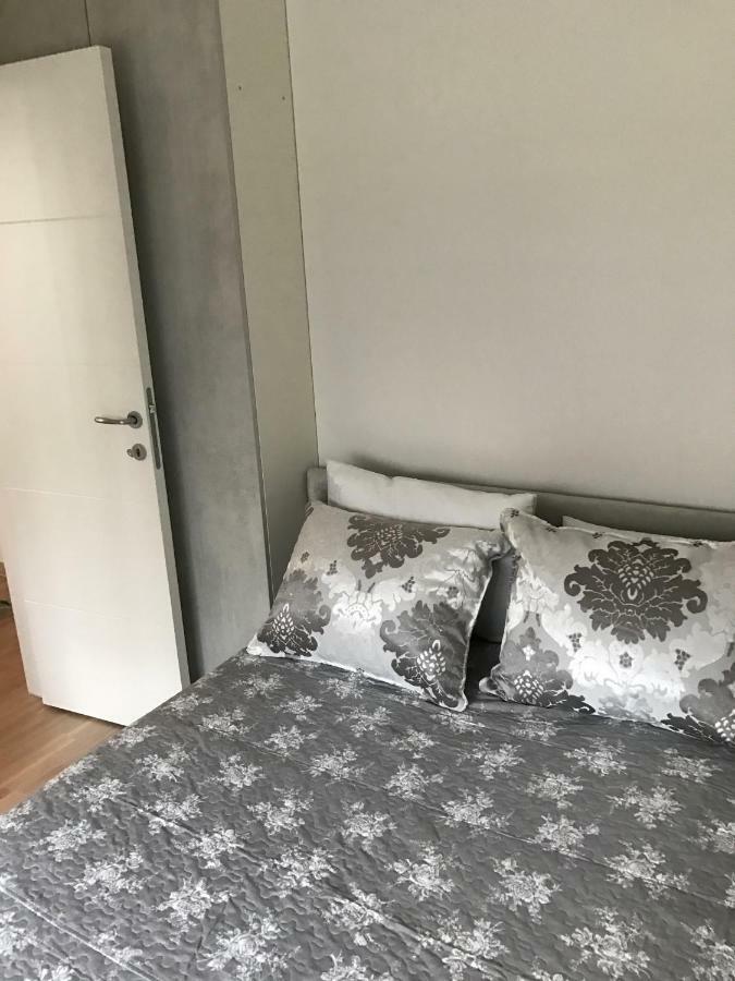 Apartman Oslo Belgrado Esterno foto